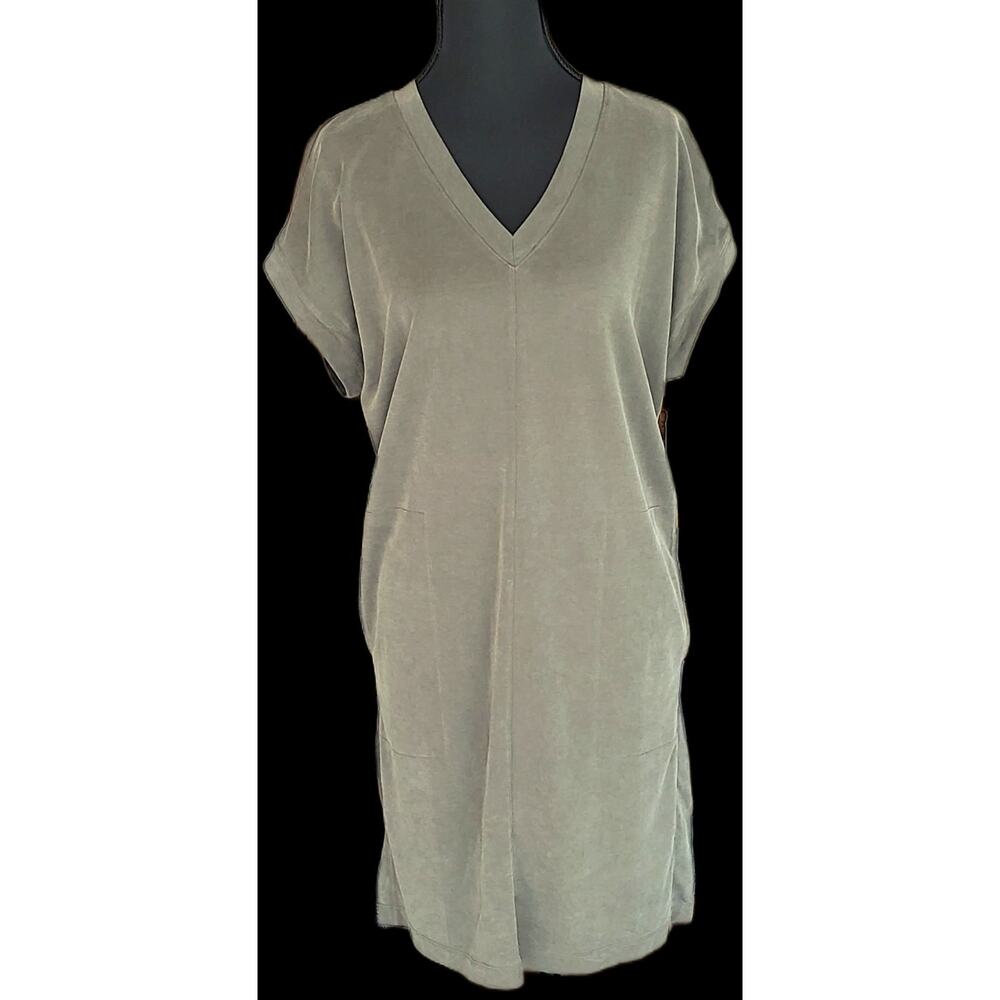 LOFT Outlet S Sage Green V-Neck Knit Shift Dress Casual Pocket Everyday Neutral